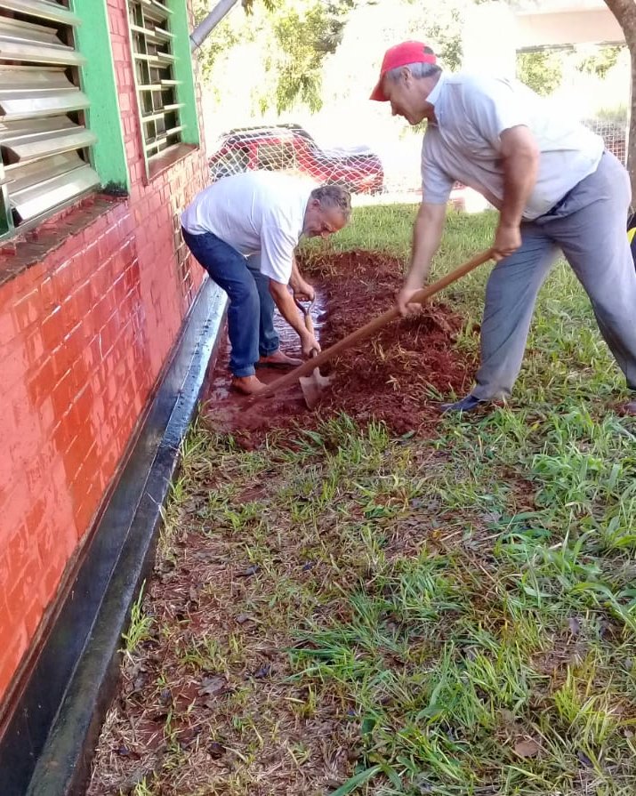 Las organizaciones sociales pusieron manos a la obra en escuelas6
